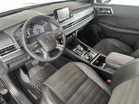 Used 2022 Mitsubishi Outlander SEL Black Edition image 14