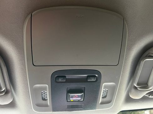 Used 2020 Toyota Camry LE FWD image 28
