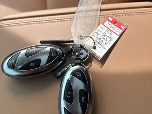 Used 2026 Hyundai Santa Fe Limited image 37