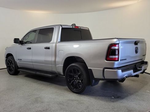 Used 2023 RAM 1500 Laramie AWD/4WD image 5