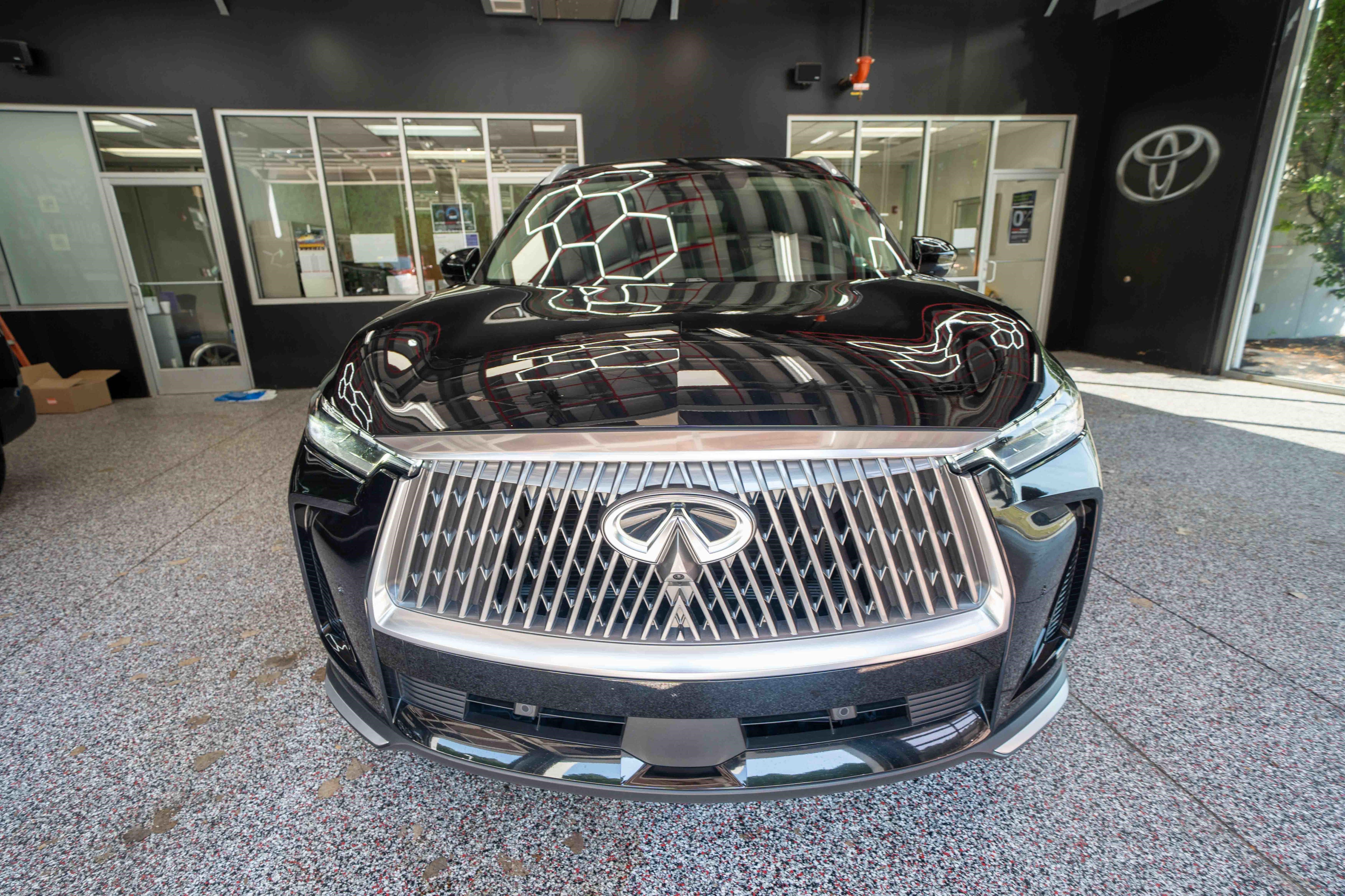 Used 2026 INFINITI QX60 Luxe w/ Cargo Package AWD/4WD image 6