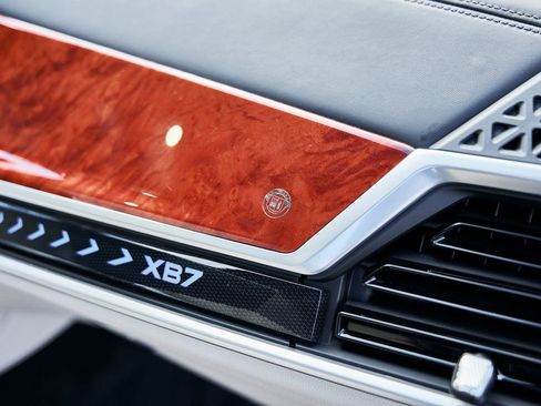 Used 2024 BMW ALPINA XB7 image 45
