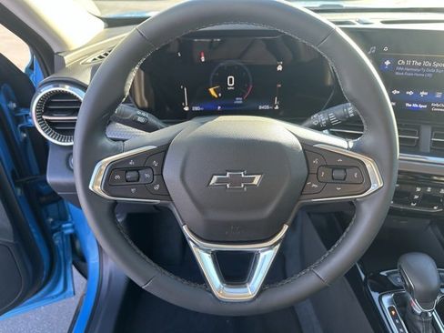 Certified 2025 Chevrolet Trax ACTIV w/ Driver Confidence Package image 7