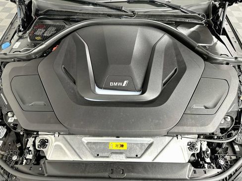 Certified 2024 BMW i4 xDrive40i AWD/4WD image 31