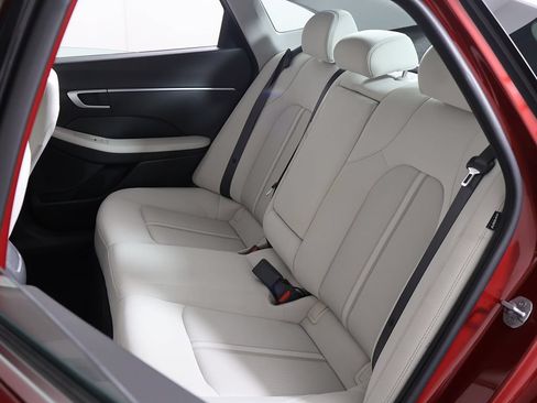 Used 2025 Hyundai Sonata SEL FWD image 27