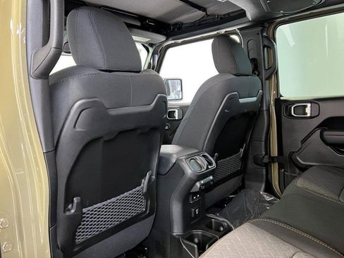 New 2026 Jeep Gladiator Mojave w/ Safety Group image 19