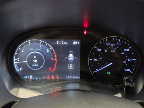 Certified 2022 Nissan Kicks SV FWD image 19