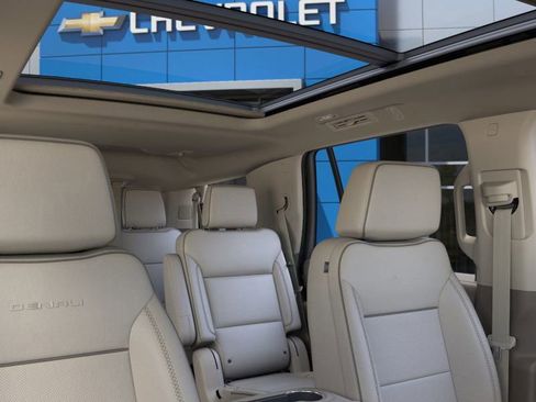 New 2026 GMC Yukon Denali image 24