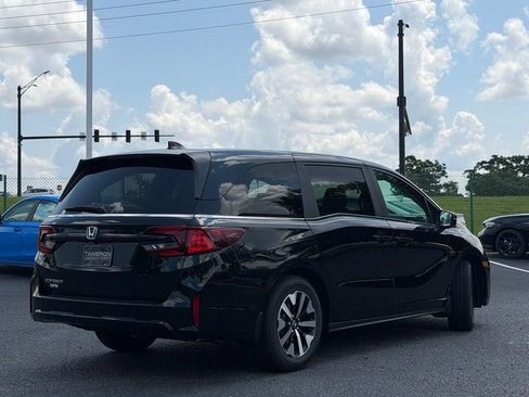 New 2026 Honda Odyssey EX-L image 6