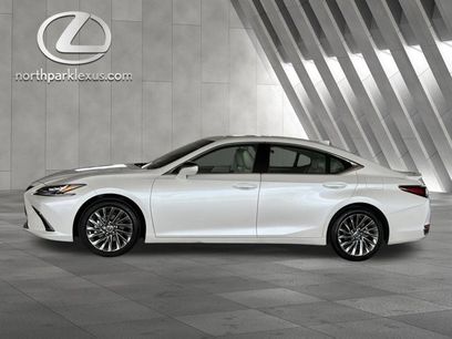 Certified 2025 Lexus ES 300h Ultra Luxury