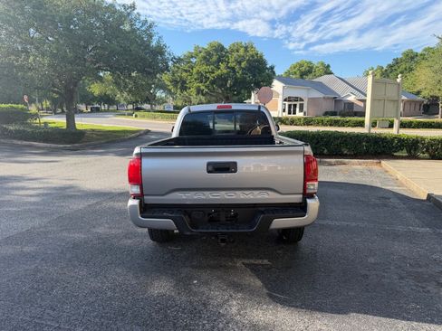 Used 2021 Toyota Tacoma SR w/ SX Package image 9