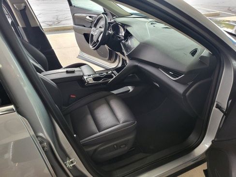 Used 2023 Buick Envision Essence image 20