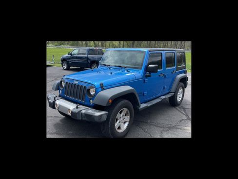 Used 2015 Jeep Wrangler Unlimited Sport w/ Connectivity Group AWD/4WD image 1
