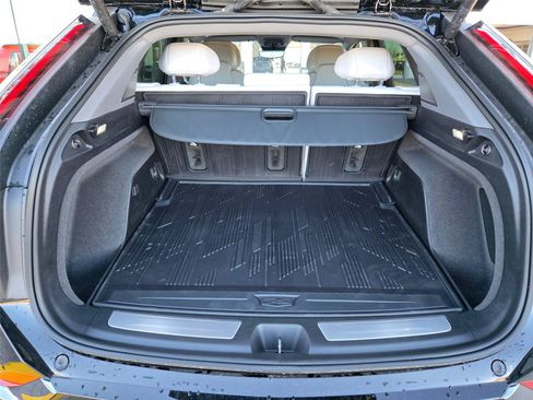 New 2026 Cadillac Optiq Sport 2 w/ LPO, Floor Liner Package AWD/4WD image 31