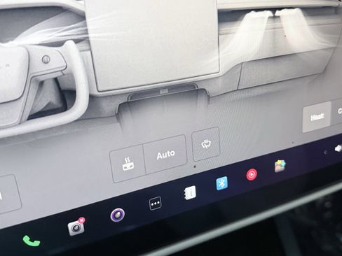 Used 2023 Tesla Model S Plaid image 75