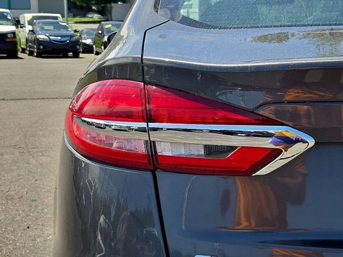 Used 2020 Ford Fusion S FWD image 13