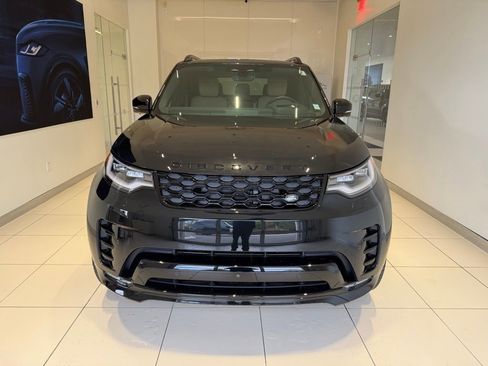 New 2025 Land Rover Discovery Dynamic SE AWD/4WD image 7