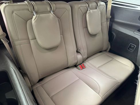 Used 2022 Lincoln Aviator Reserve w/ Elements Package Plus image 42