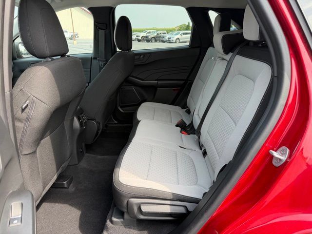 Used 2023 Ford Escape Active AWD/4WD image 19