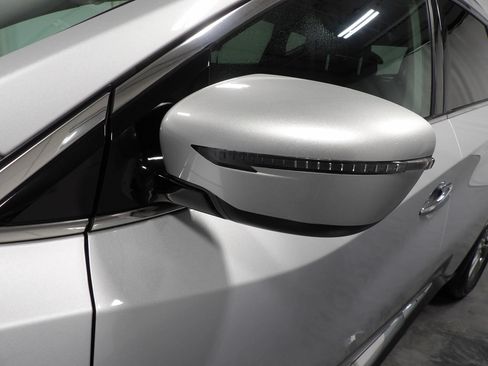 Used 2018 Nissan Murano SV AWD/4WD image 8
