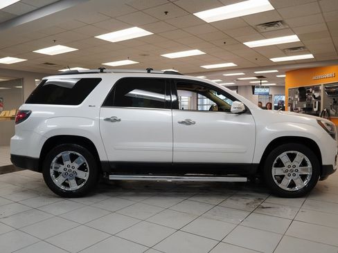 Used 2017 GMC Acadia Limited SLT image 16