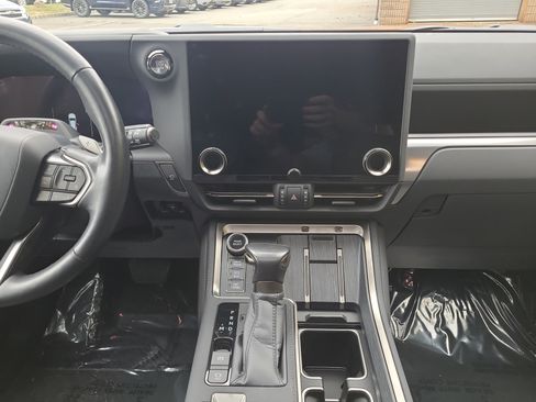 Used 2024 Lexus GX 550 GX 550 Overtrail+ image 21