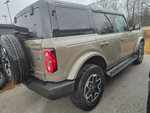 New 2025 Ford Bronco Outer Banks image 4