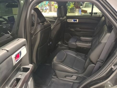 Used 2020 Ford Explorer ST w/ ST Street Pack AWD/4WD image 13