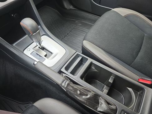 Used 2017 Subaru Crosstrek 2.0i Premium image 26