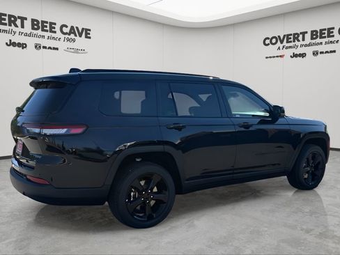 New 2025 Jeep Grand Cherokee L Altitude image 10