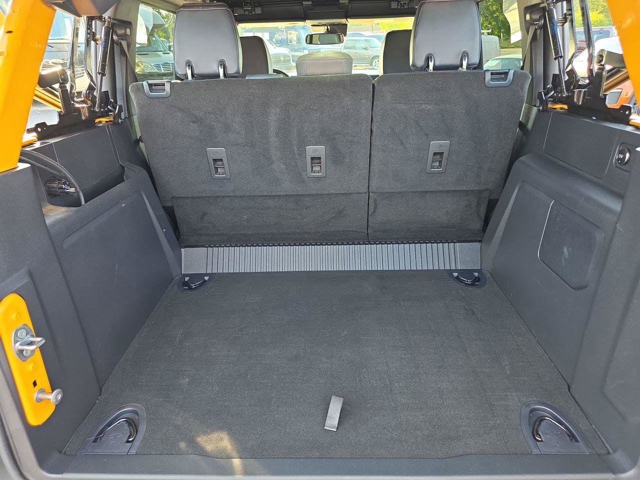 Used 2022 Ford Bronco Outer Banks AWD/4WD image 15