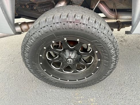 Used 2012 GMC Sierra 2500 SLE w/ SLE Preferred Package image 16