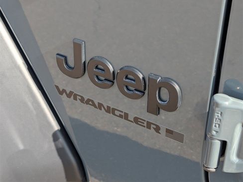 Used 2024 Jeep Wrangler Sport S image 28