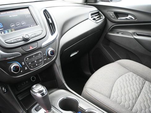Used 2019 Chevrolet Equinox LT AWD/4WD image 4