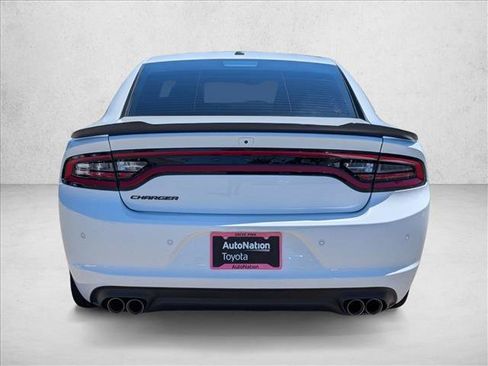 Used 2022 Dodge Charger SXT w/ Blacktop Package RWD image 7