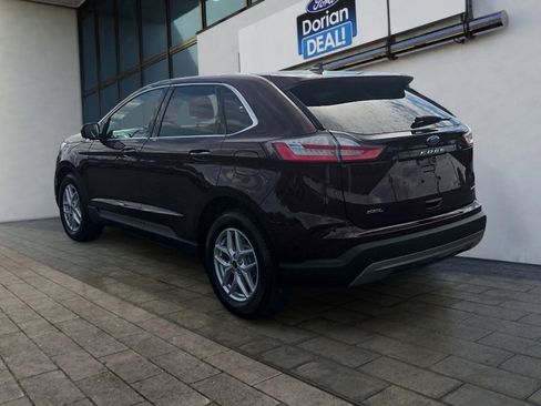 Certified 2024 Ford Edge SEL w/ Convenience Package AWD/4WD image 5