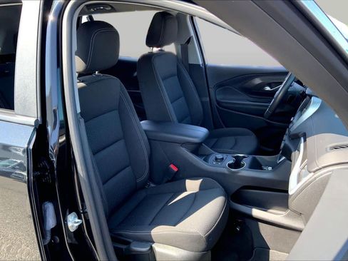 Used 2023 GMC Terrain SLE w/ Driver Convenience Package AWD/4WD image 8