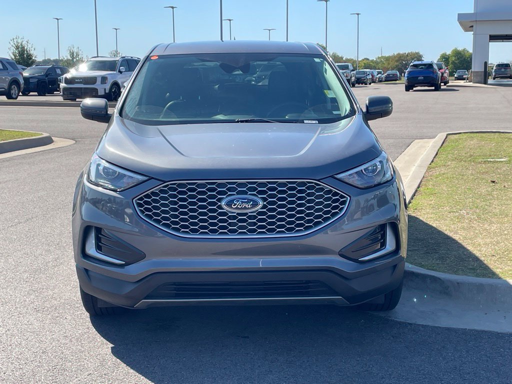 Used 2024 Ford Edge SEL AWD/4WD image 2