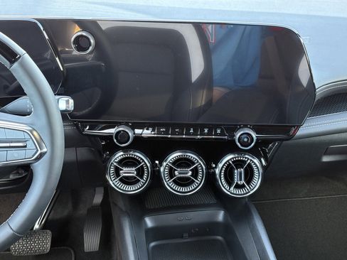 New 2026 Chevrolet Blazer EV LT image 15