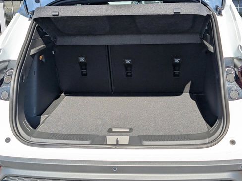 New 2026 Chevrolet Trax RS w/ Driver Confidence Package image 10