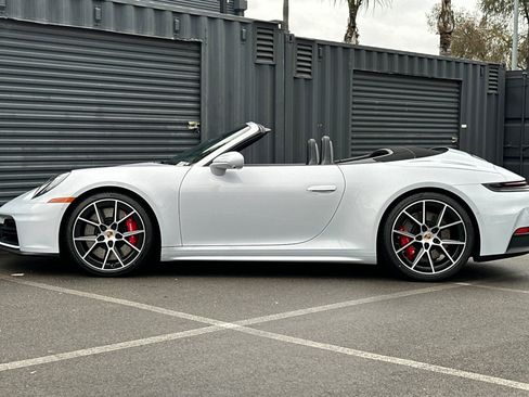 Used 2026 Porsche 911 Carrera 4S image 2