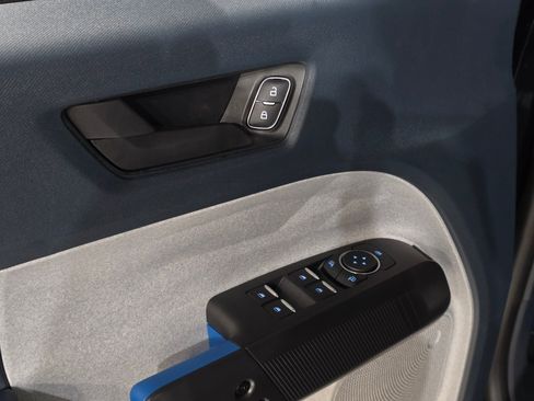 New 2026 Ford Maverick XLT image 18