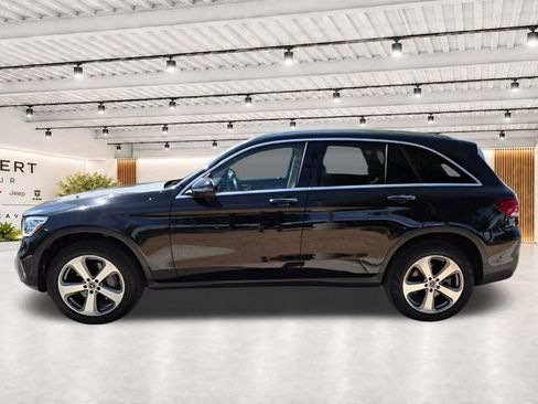 Used 2022 Mercedes-Benz GLC 300 4MATIC w/ Driver Assistance Package image 7