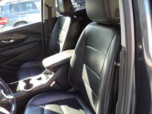 Used 2018 GMC Terrain SLT w/ Preferred Package image 17