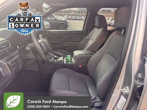 Used 2025 Toyota Tacoma SR5 image 9
