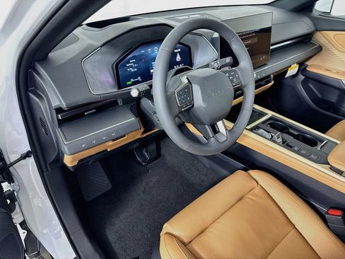 New 2026 Lexus ES 350e w/ Cold Area Package FWD image 9
