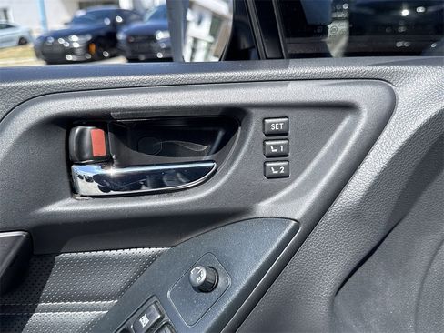 Used 2017 Subaru Forester 2.0XT Touring image 19
