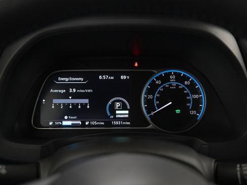 Used 2024 Nissan Leaf SV Plus image 25