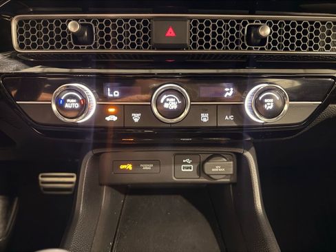 Used 2023 Honda Civic Sport image 20