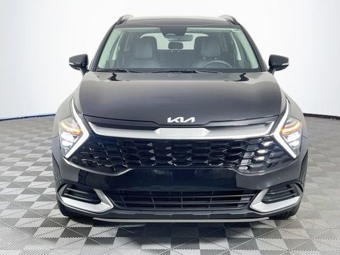 Used 2025 Kia Sportage EX w/ Premium Package FWD image 3